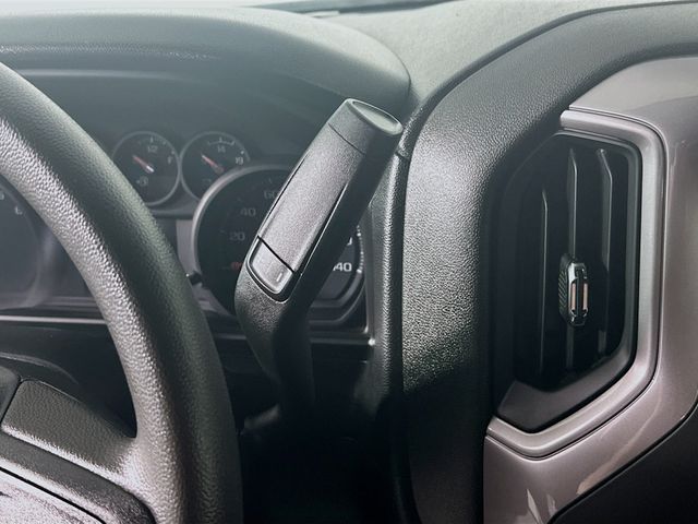 2023 Chevrolet Silverado 1500 Custom - Photo 13
