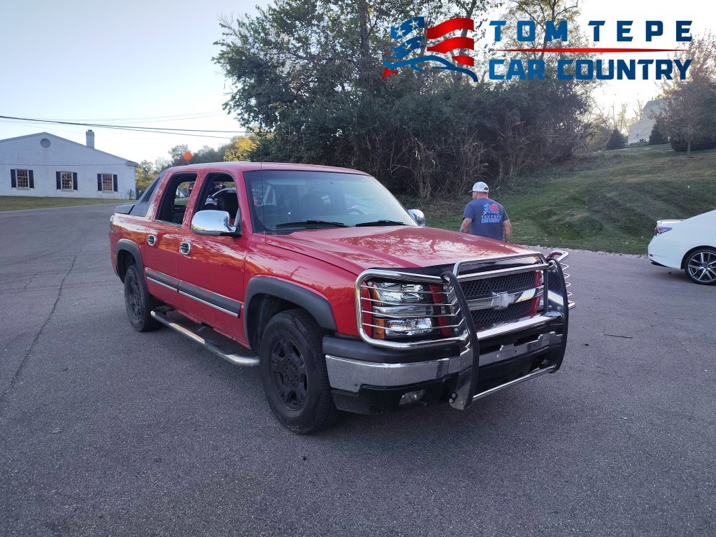 2003 Chevrolet Avalanche Base