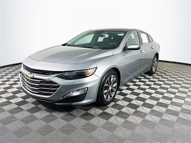 Used 2023 Chevrolet Malibu 1LT with VIN 1G1ZD5ST7PF165544 for sale in Milan, IN