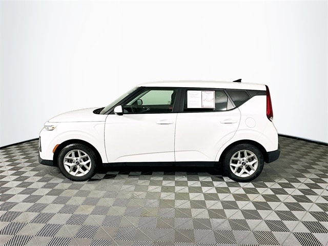Used 2020 Kia Soul S with VIN KNDJ23AU5L7012559 for sale in Milan, IN