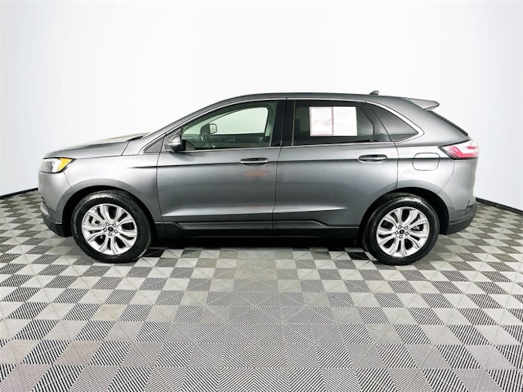 Used 2024 Ford Edge Titanium SUV