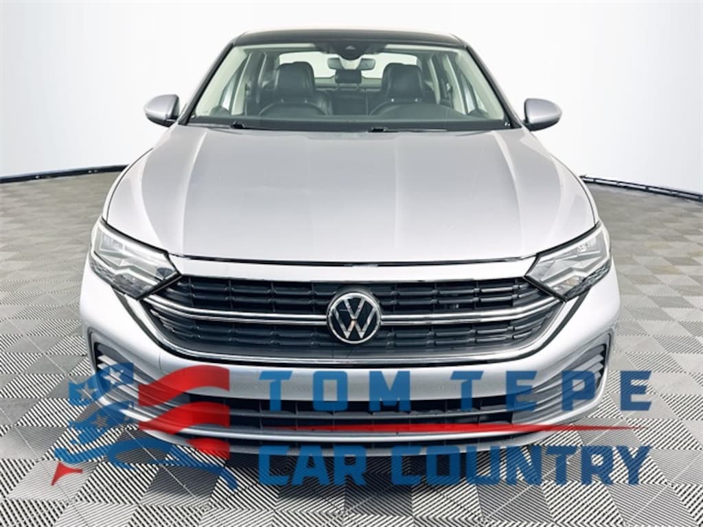 Used 2024 Volkswagen Jetta 1.5T SE Sedan