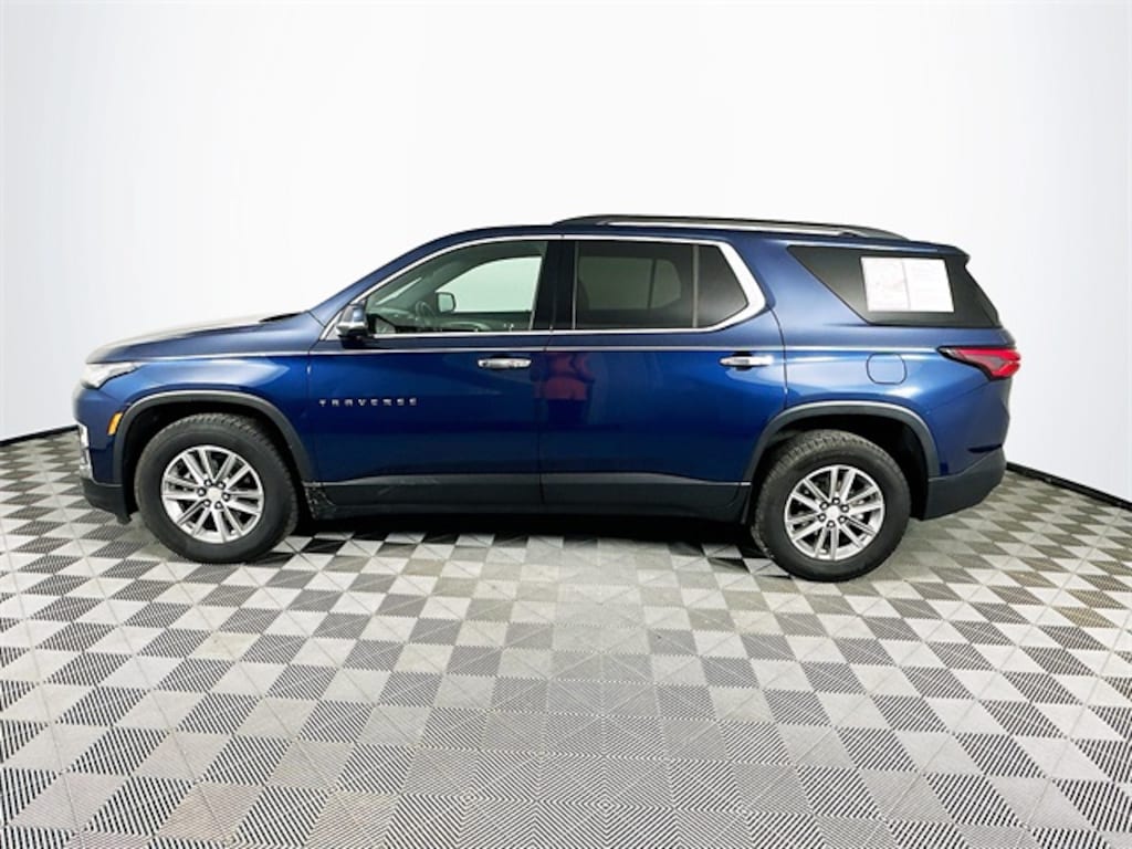 Used 2023 Chevrolet Traverse LT Leather SUV