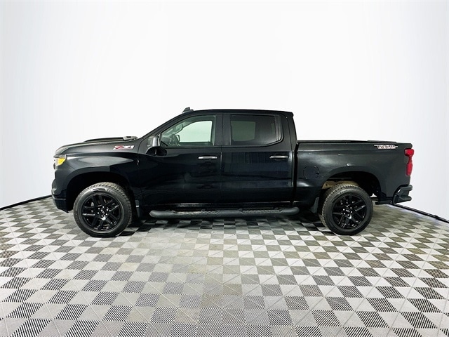 Used 2022 Chevrolet Silverado 1500 Custom Trail Boss with VIN 3GCPDCED4NG683629 for sale in Milan, IN