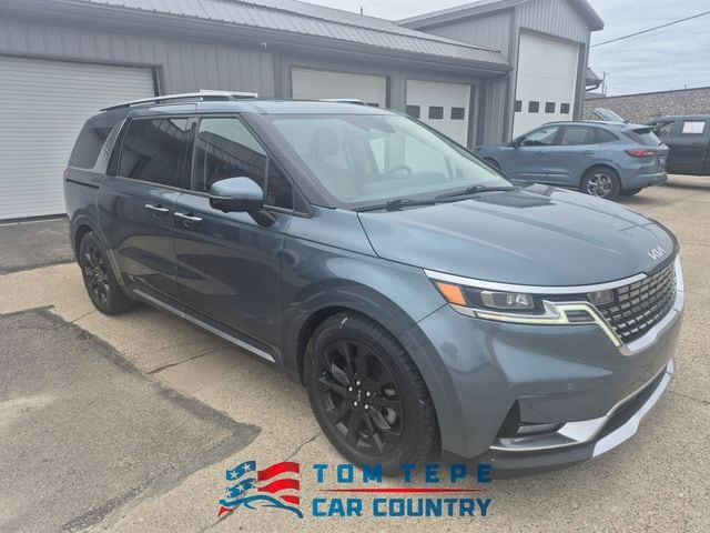 2022 Kia Sedona SX Prestige's photo