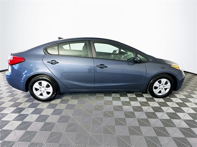 Used 2016 Kia Forte LX with VIN KNAFK4A66G5571131 for sale in Milan, IN