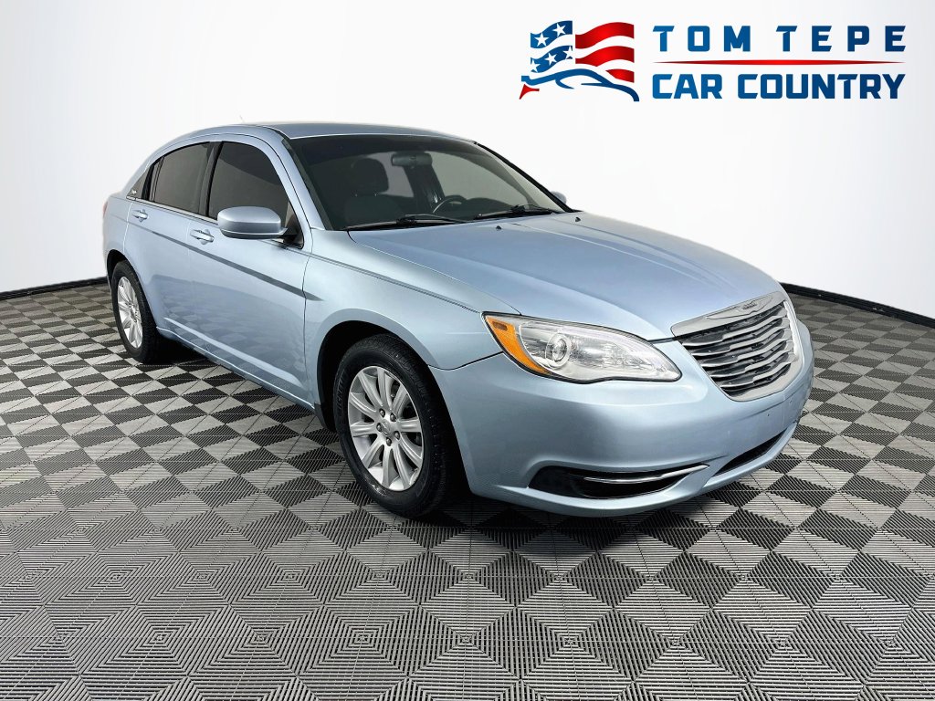 2013 Chrysler 200