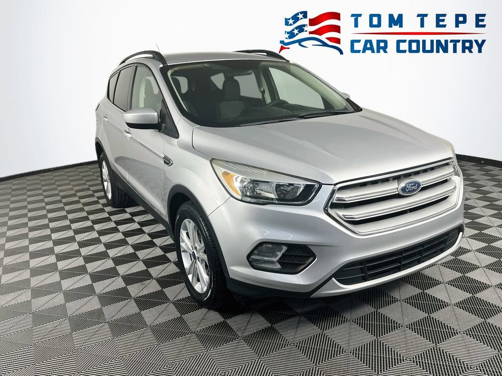 Used 2018 Ford Escape SE with VIN 1FMCU0GDXJUD28414 for sale in Milan, IN