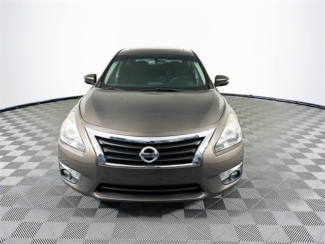 Used 2014 Nissan Altima SV with VIN 1N4AL3AP6EC168746 for sale in Milan, IN