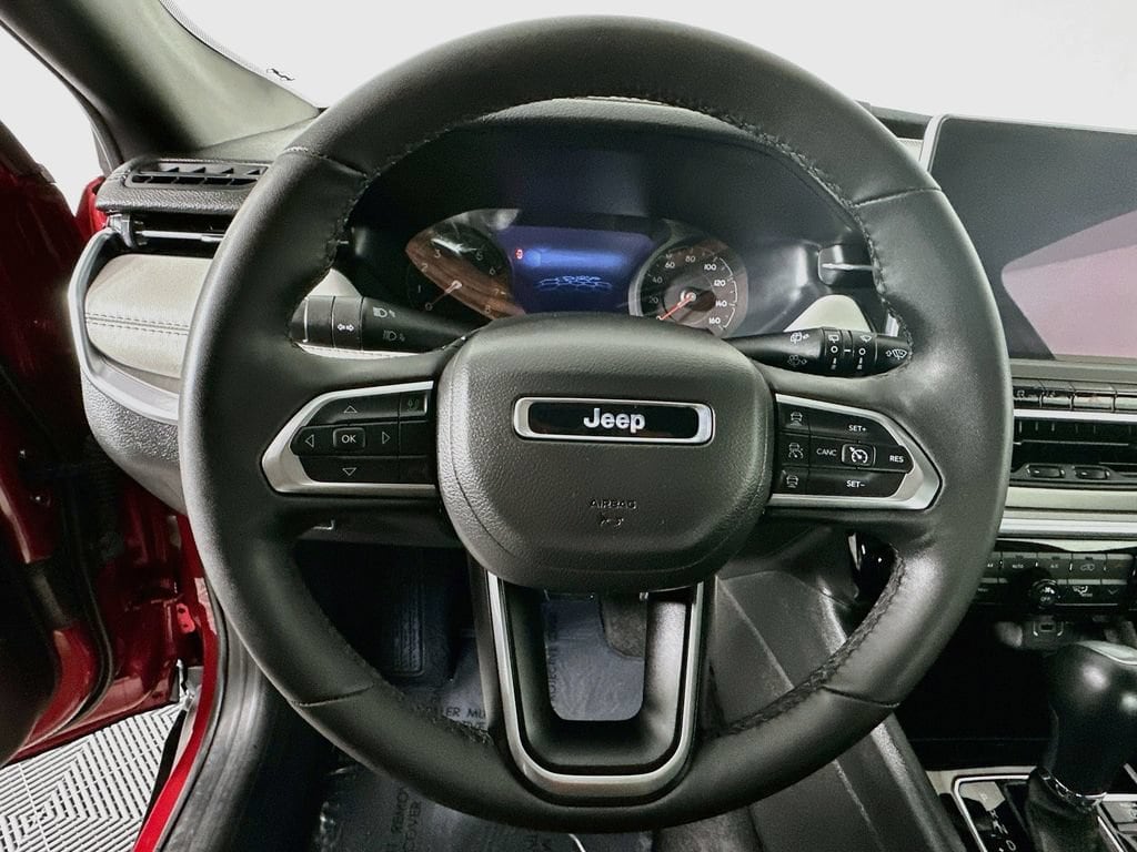 2025 Jeep Compass Limited - Photo 8