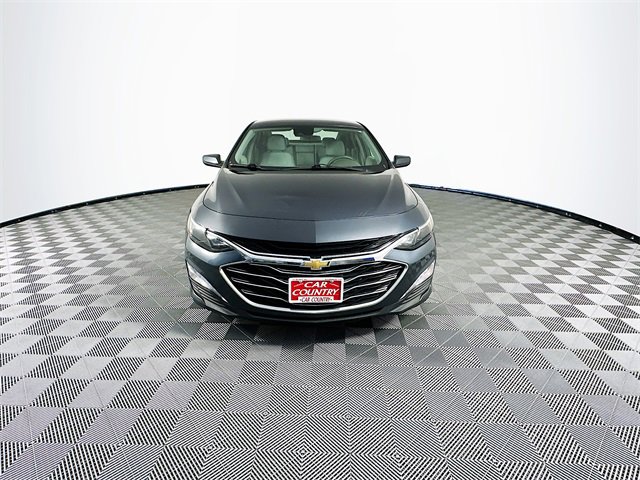 Used 2020 Chevrolet Malibu 1LT with VIN 1G1ZD5ST1LF060105 for sale in Milan, IN