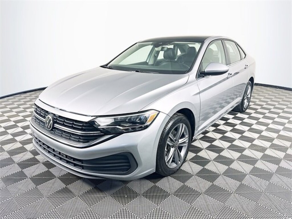 Used 2024 Volkswagen Jetta SE