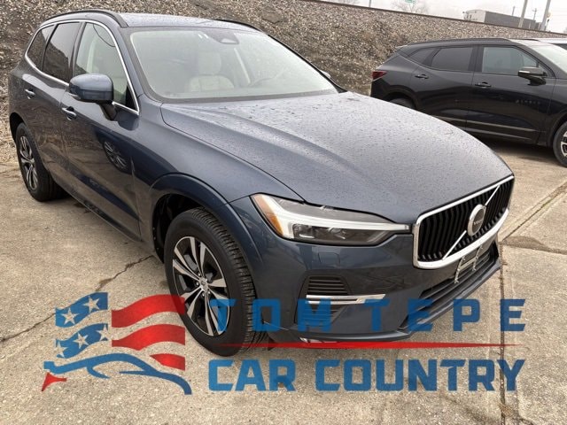 2023 Volvo XC60 Core's photo
