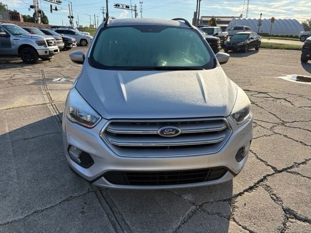Used 2018 Ford Escape SE with VIN 1FMCU0GDXJUD28414 for sale in Milan, IN