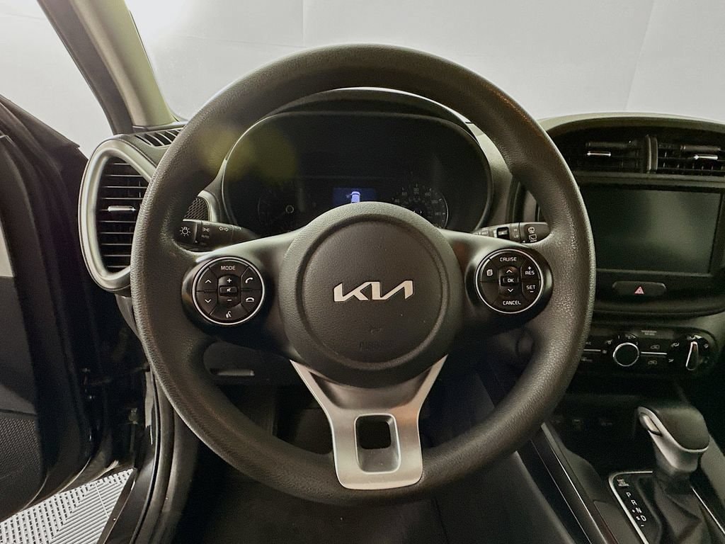 2022 Kia Soul LX - Photo 5