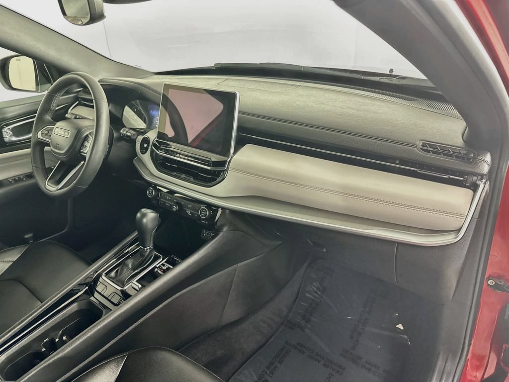 2025 Jeep Compass Limited - Photo 21