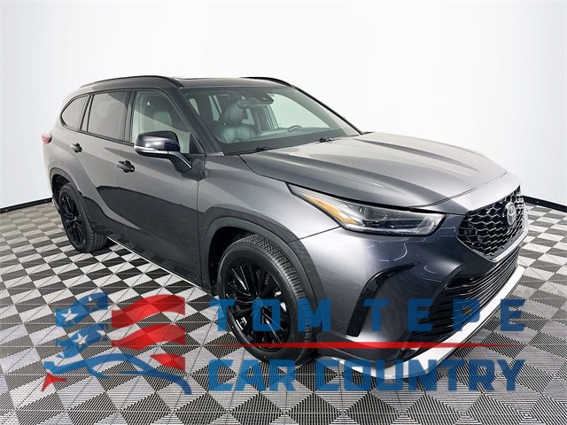 2023 Toyota Highlander XSE's photo