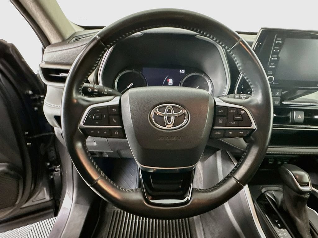 2021 Toyota Highlander XLE - Photo 8