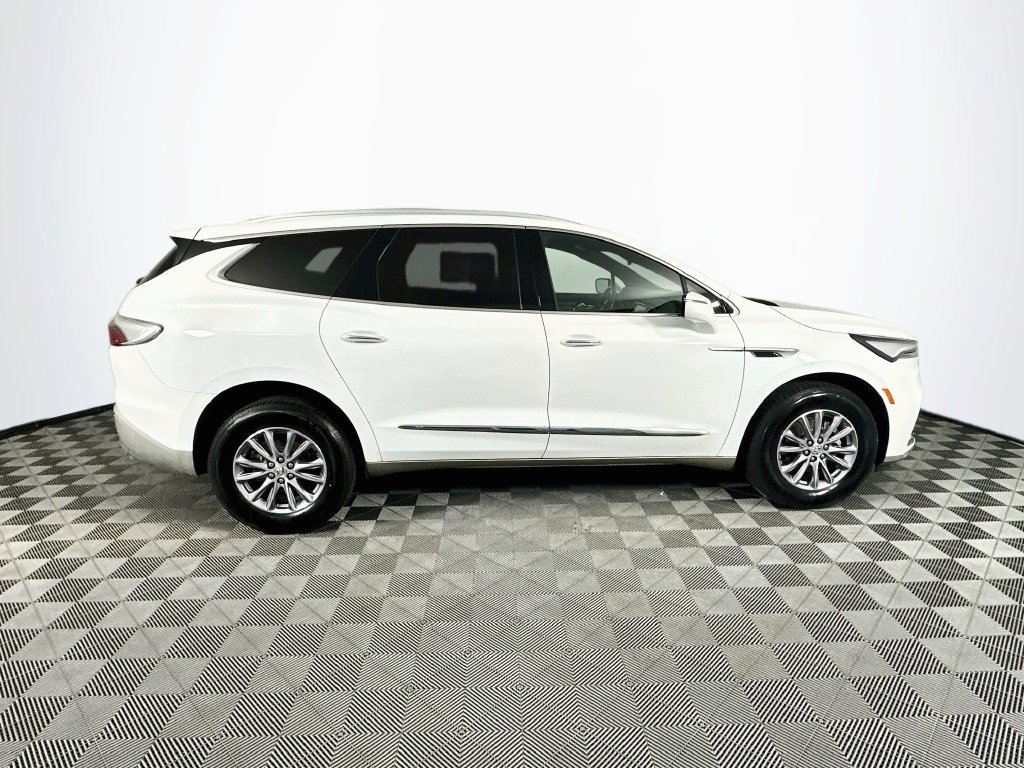 2023 Buick Enclave Essence - Photo 18