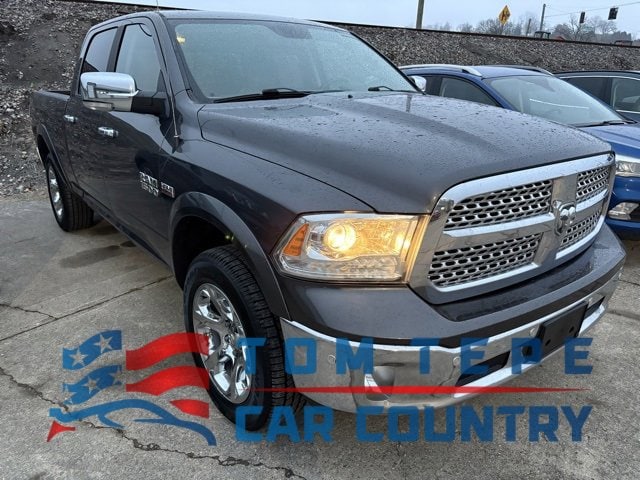 2017 RAM Ram 1500 Pickup Laramie's photo