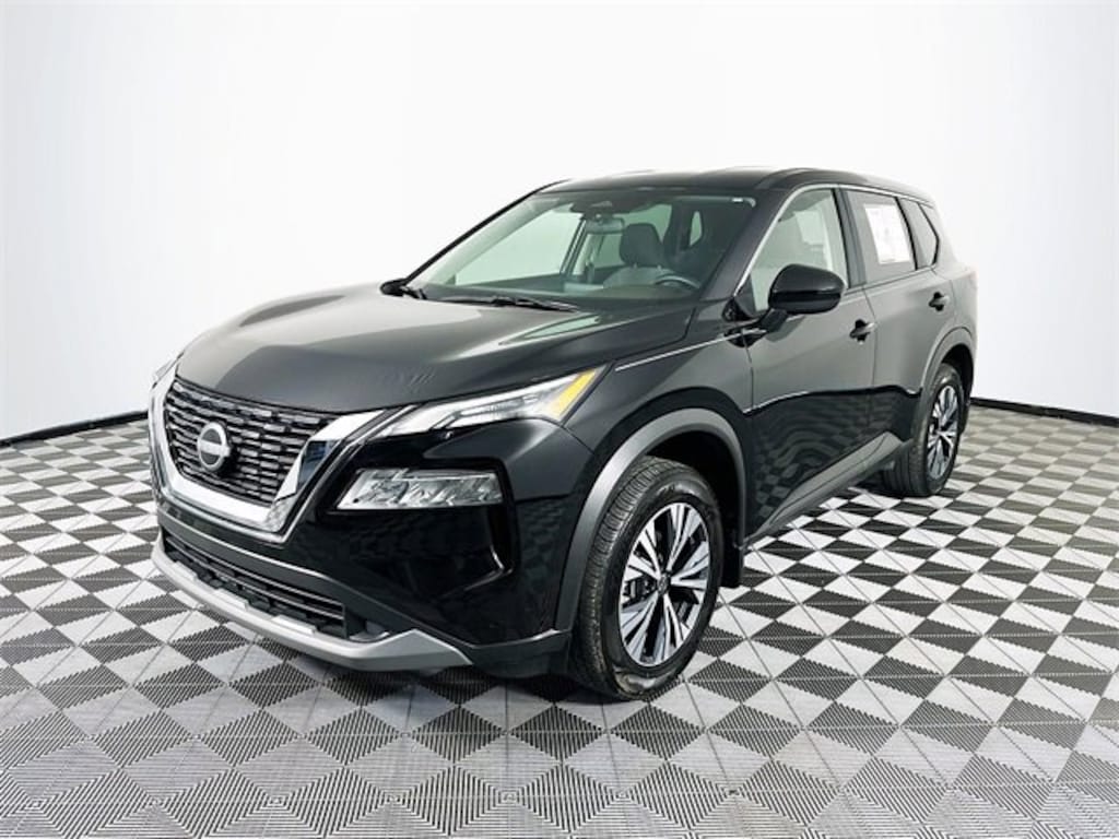 Used 2023 Nissan Rogue SV