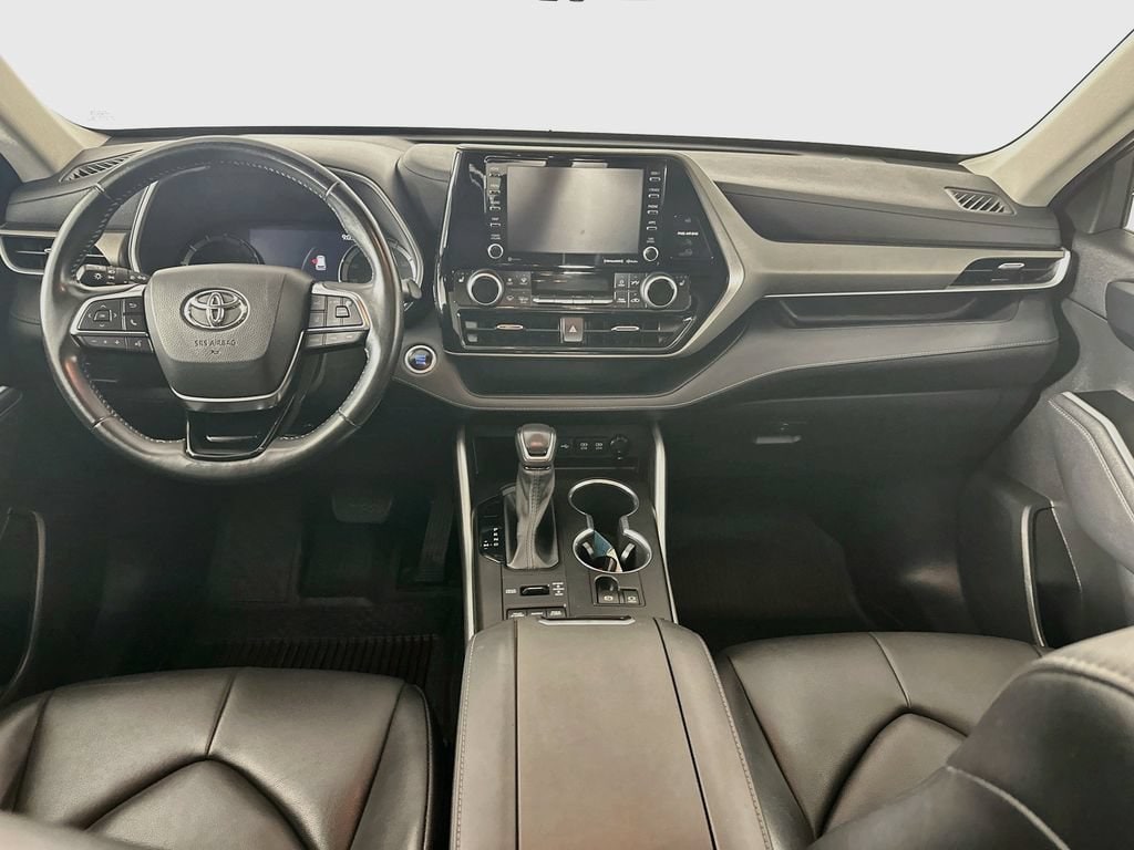 2021 Toyota Highlander XLE - Photo 15