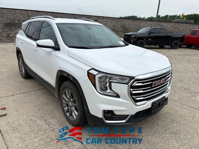 2024 GMC Terrain SLT AWD's photo