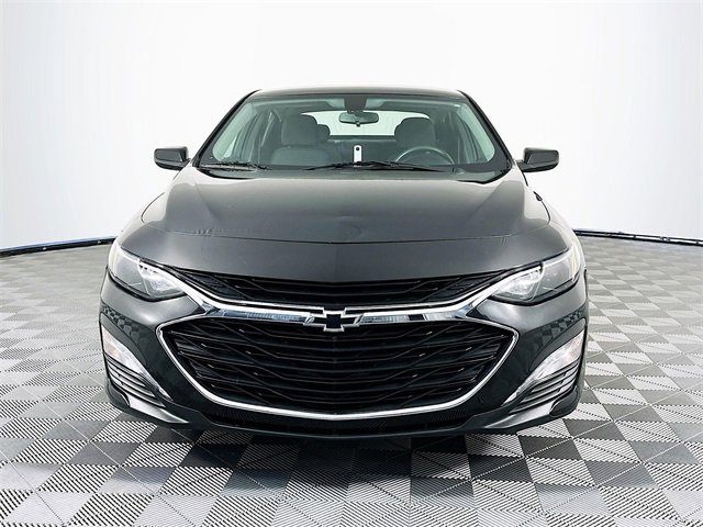 Used 2021 Chevrolet Malibu 1LT with VIN 1G1ZD5ST6MF008163 for sale in Milan, IN