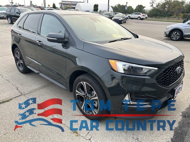 2024 Ford Edge ST's photo