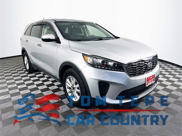 2019 Kia Sorento LX's photo