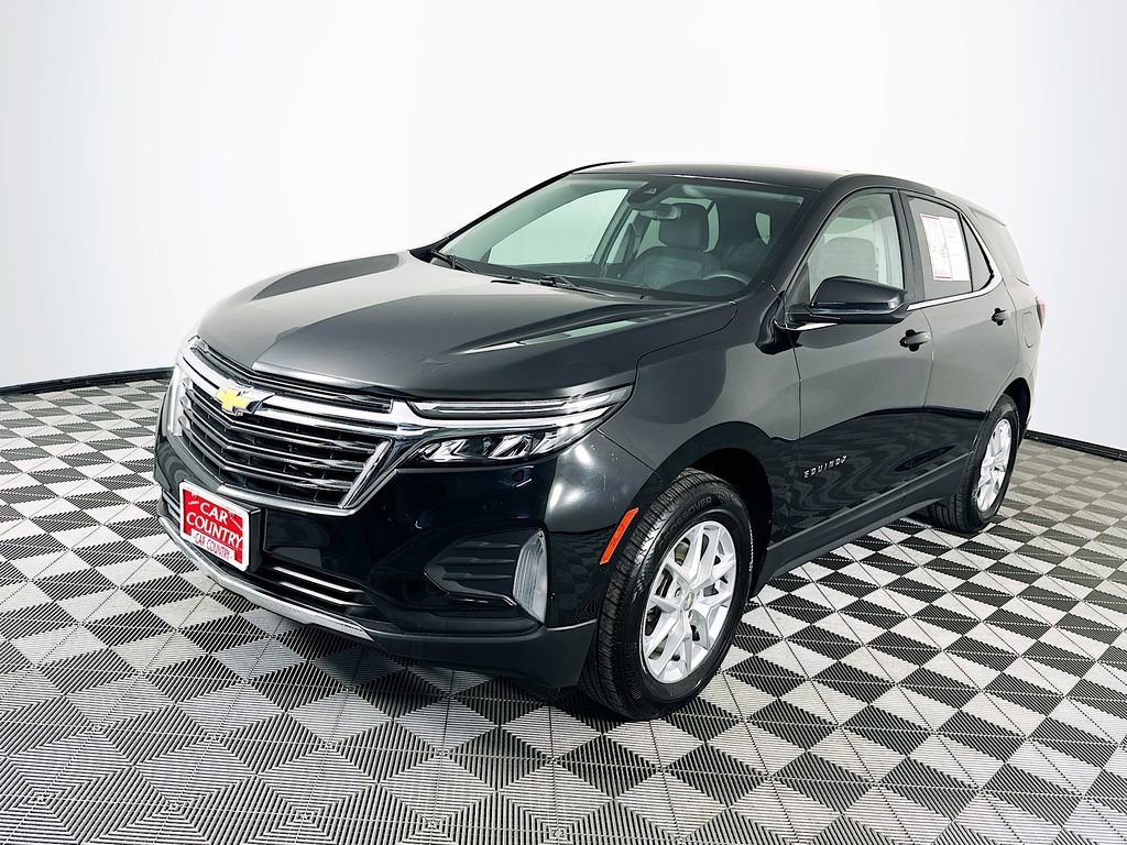 Used 2022 Chevrolet Equinox LT with VIN 3GNAXUEV7NL105468 for sale in Milan, IN