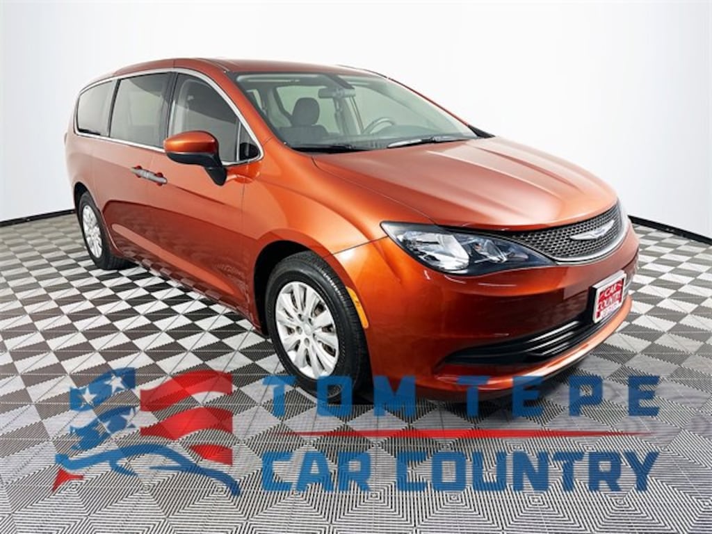 Used 2018 Chrysler Pacifica L