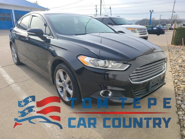 2013 Ford Fusion SE's photo