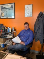 Staff member DENNIS MURPHY from ID_3ad38add38f3