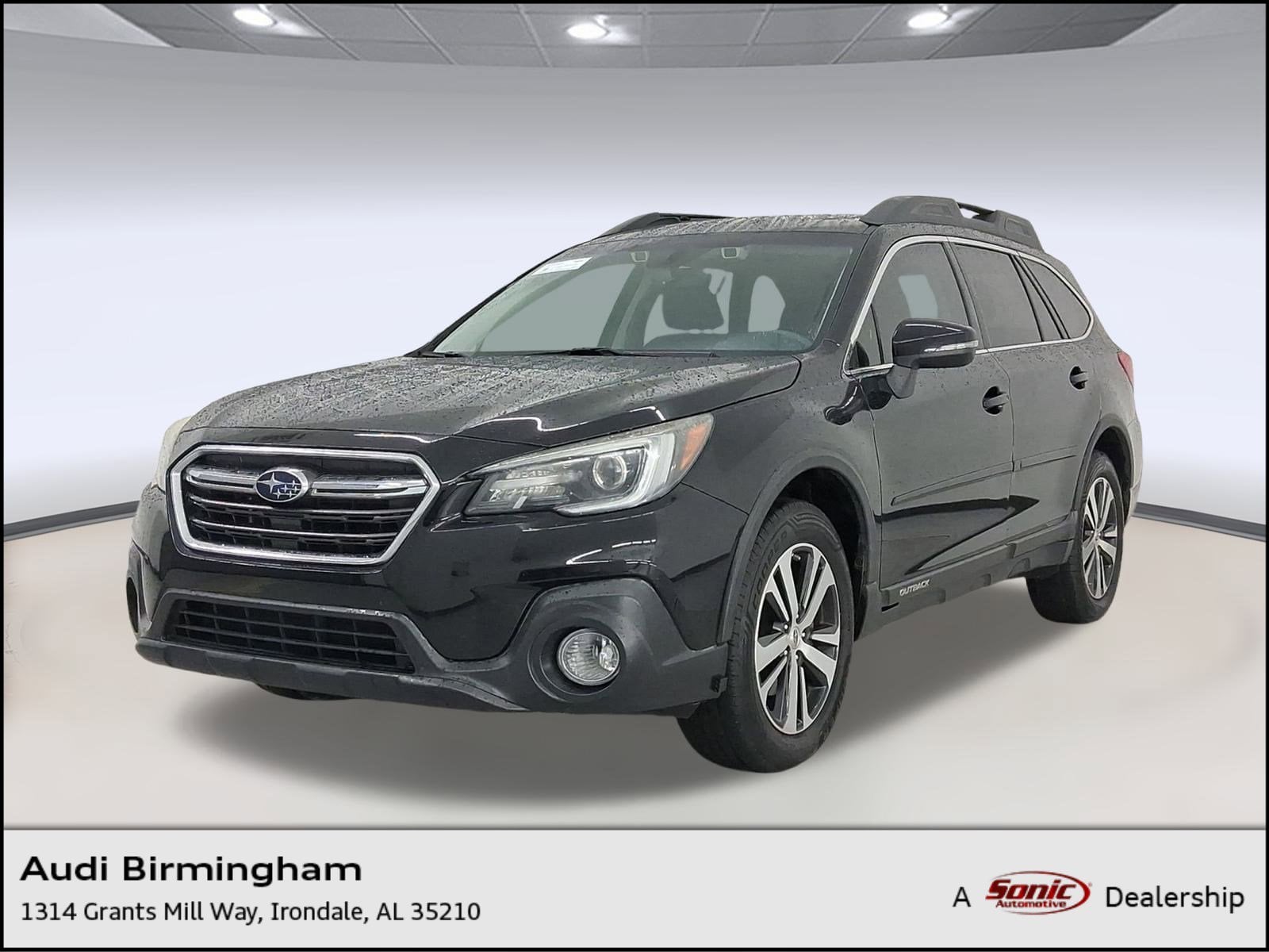 2019 Subaru Outback Limited's photo