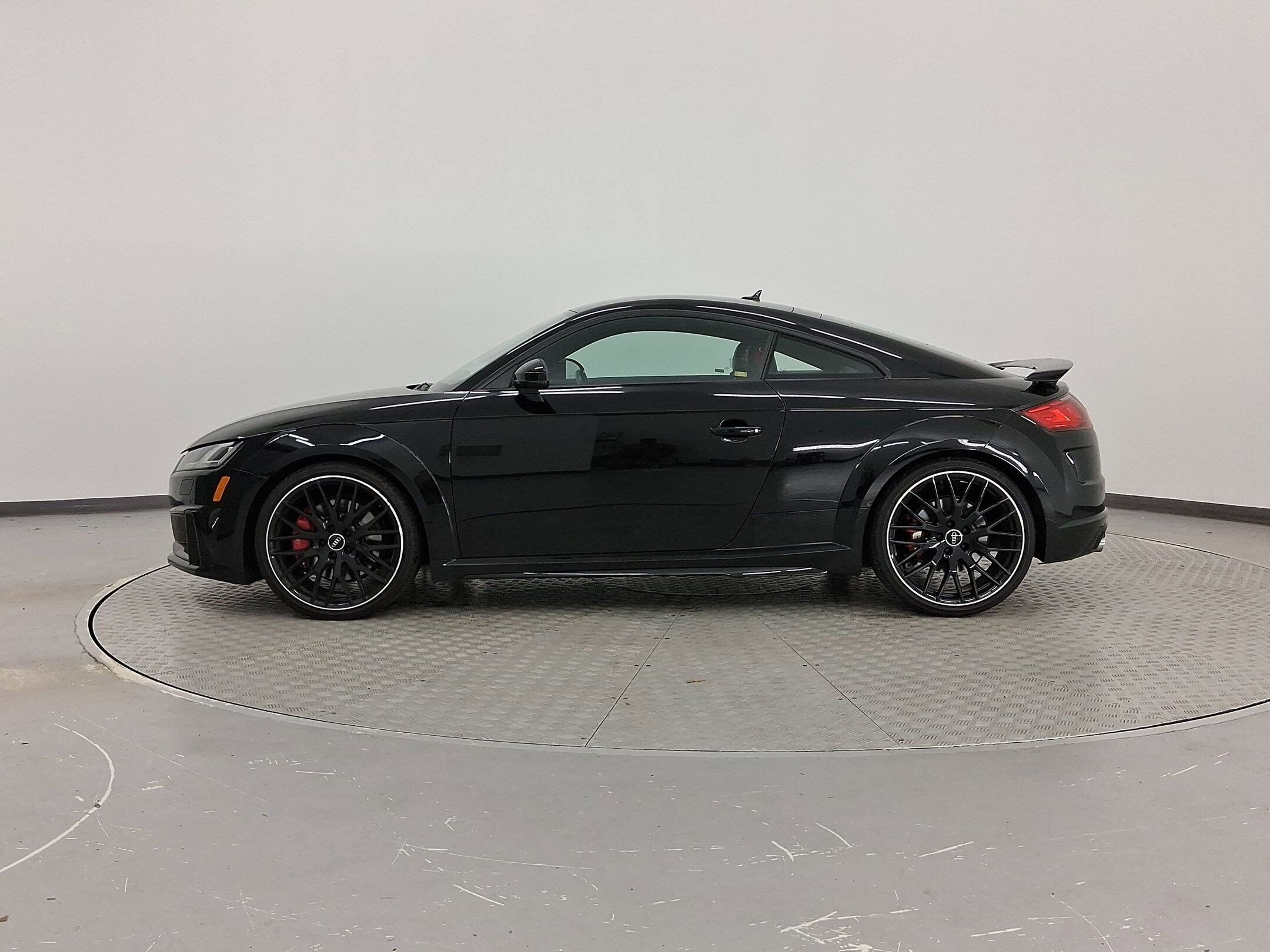 2021 Audi TTS Coupe photo 2