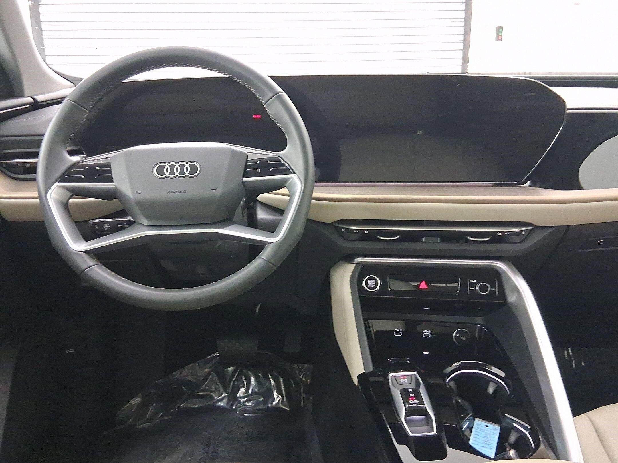 2025 Audi Q5 Premium Plus photo 4