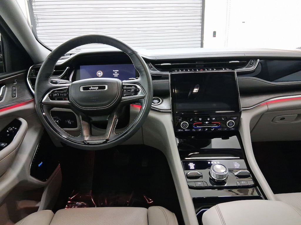 Used 2023 Jeep Grand Cherokee Overland SUV