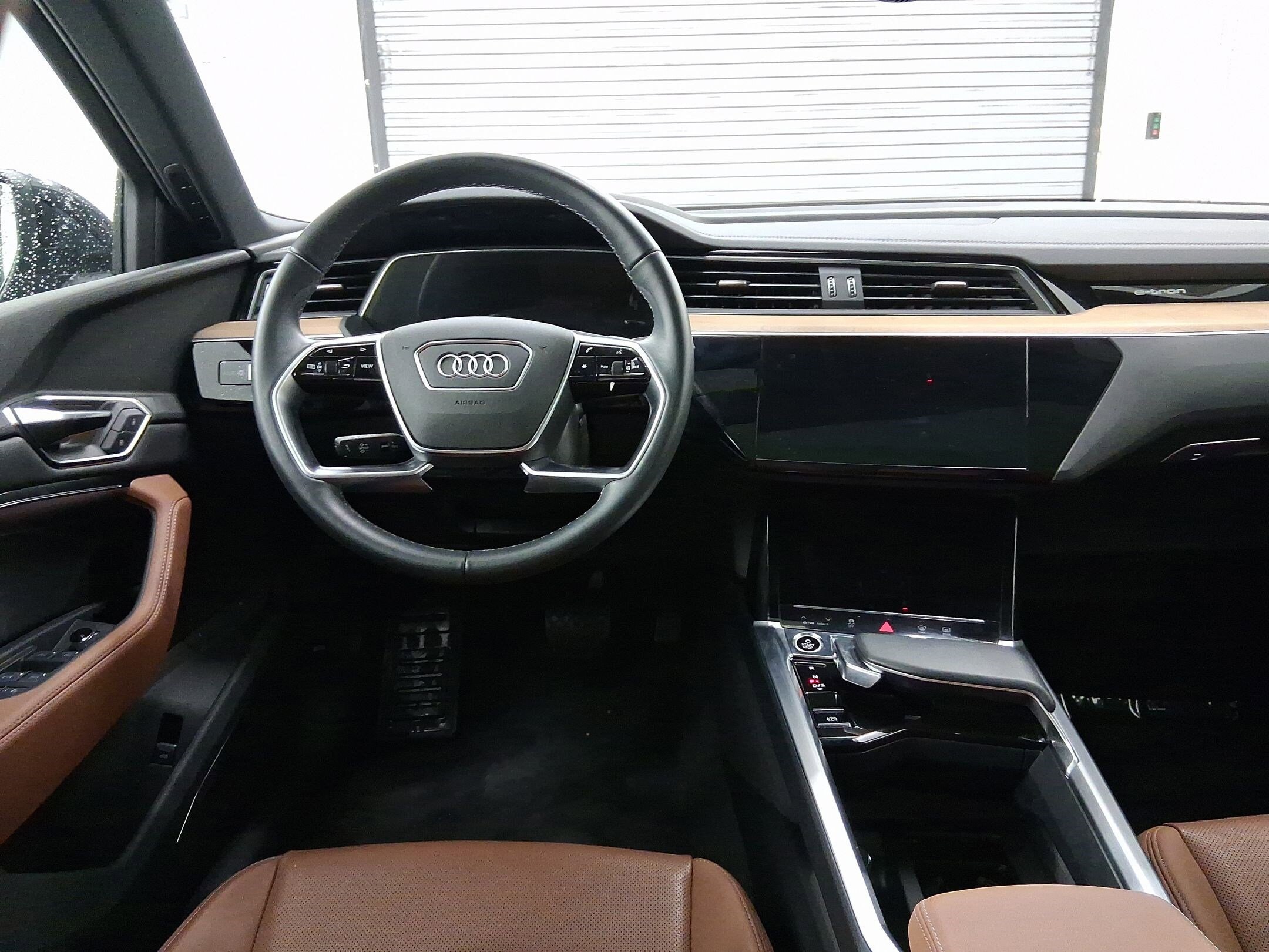 2024 Audi Q8 E-tron Premium Plus photo 4