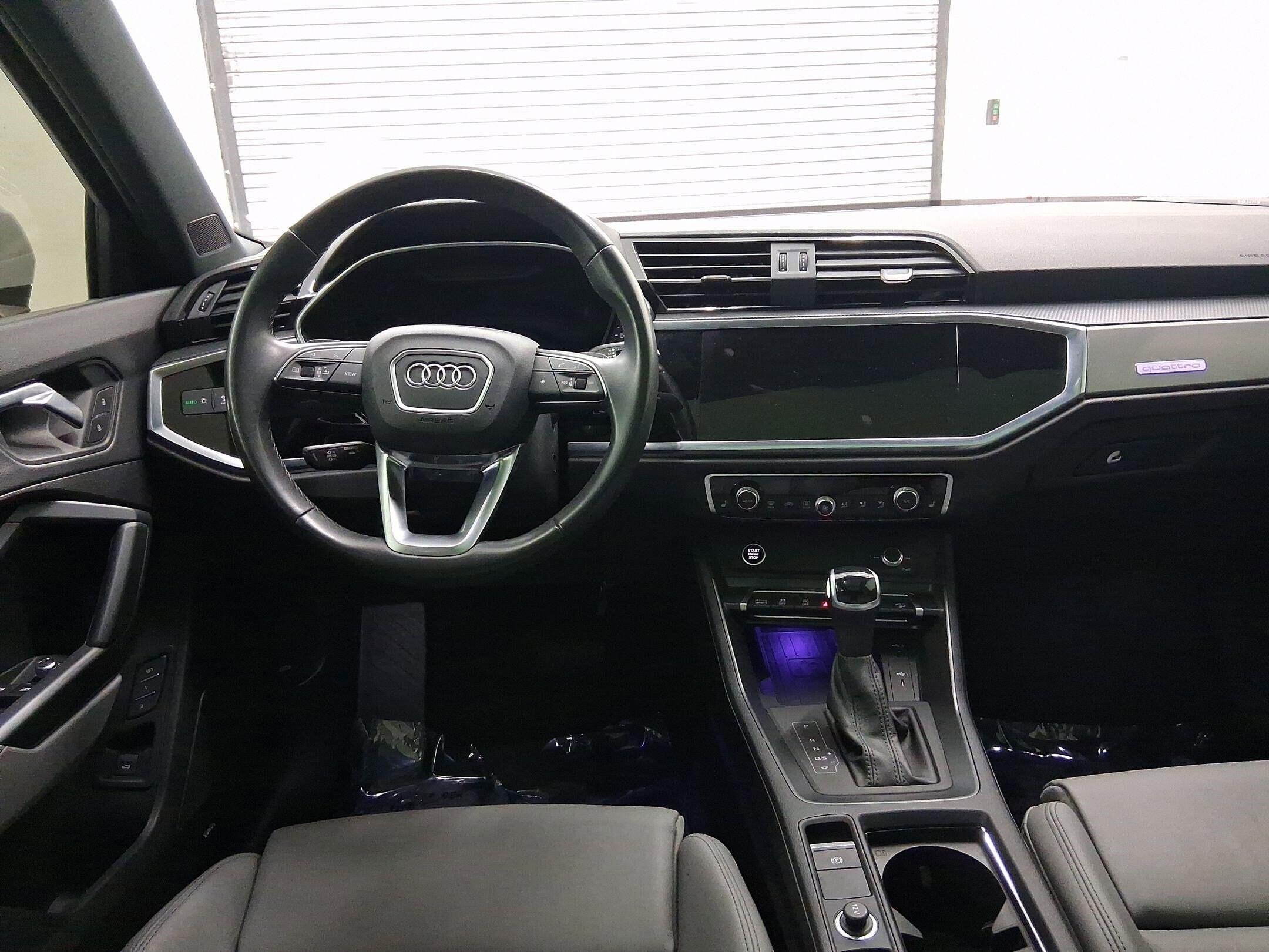 2024 Audi Q3 S line Premium Plus photo 4