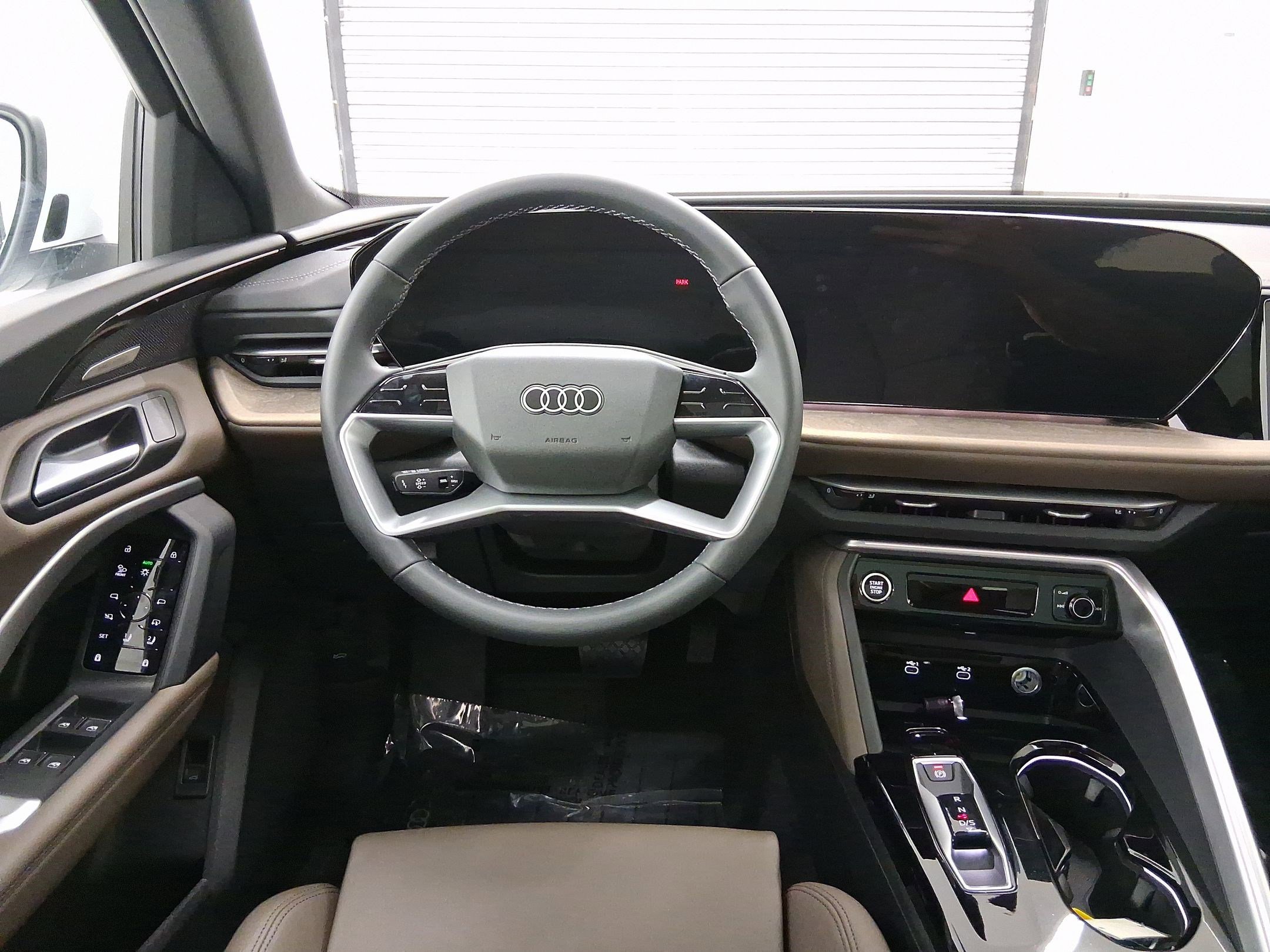 2025 Audi Q5 2.0T Prestige photo 4