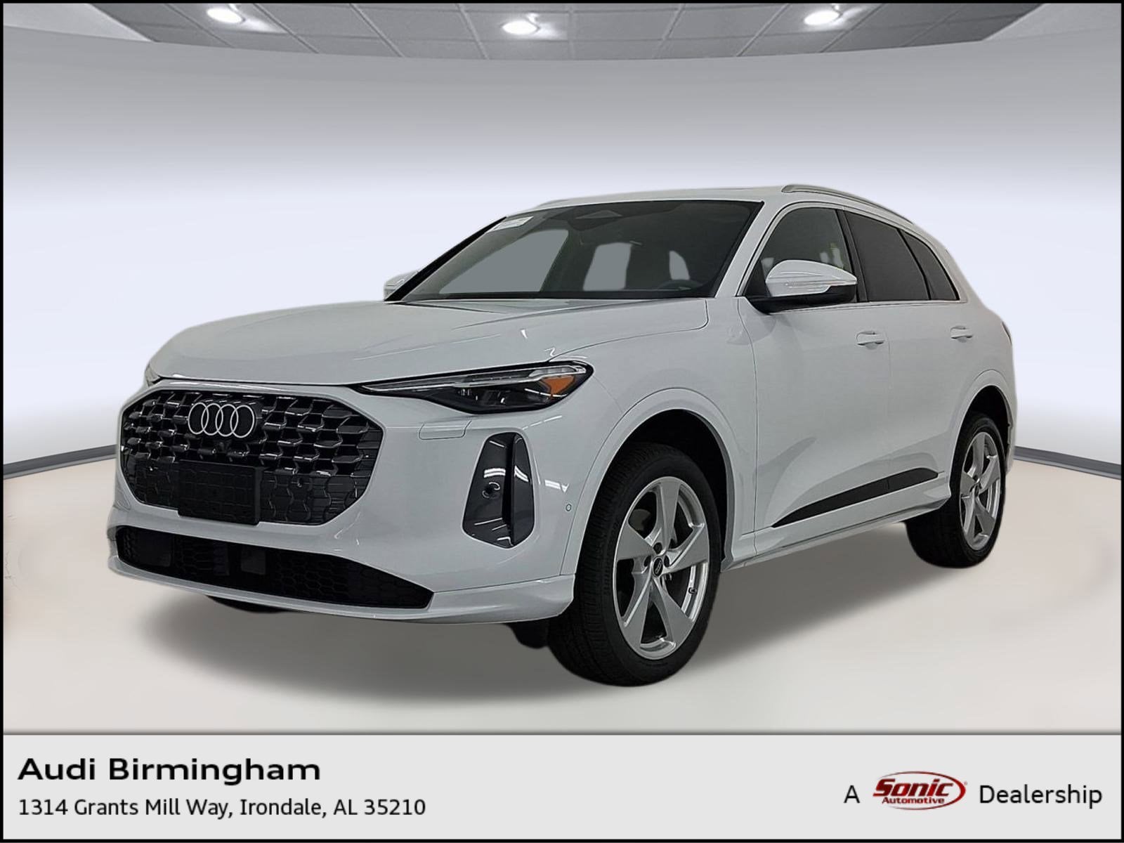 2025 Audi New Q5 Premium Plus's photo