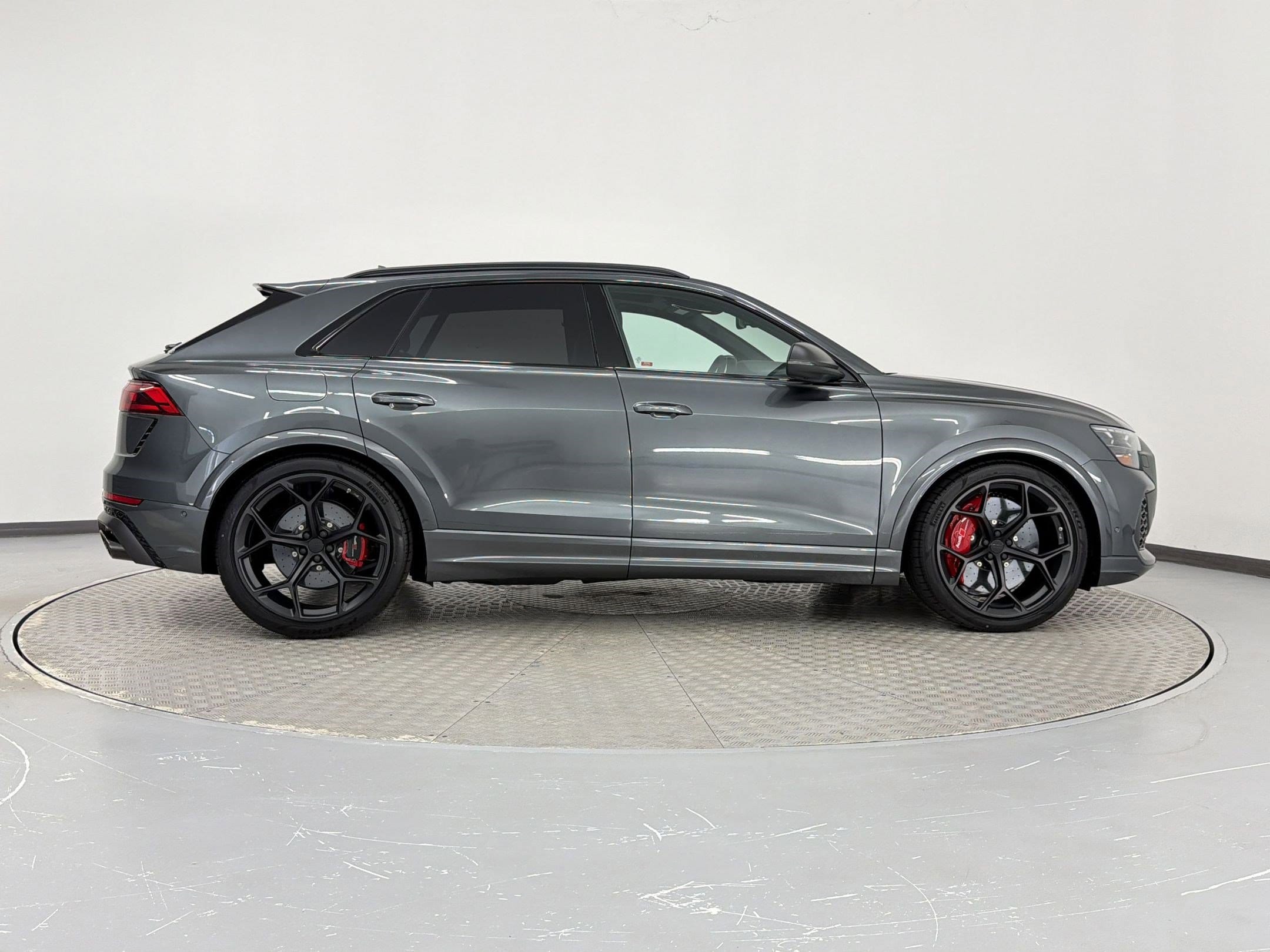 RS Q8 Performance SUV