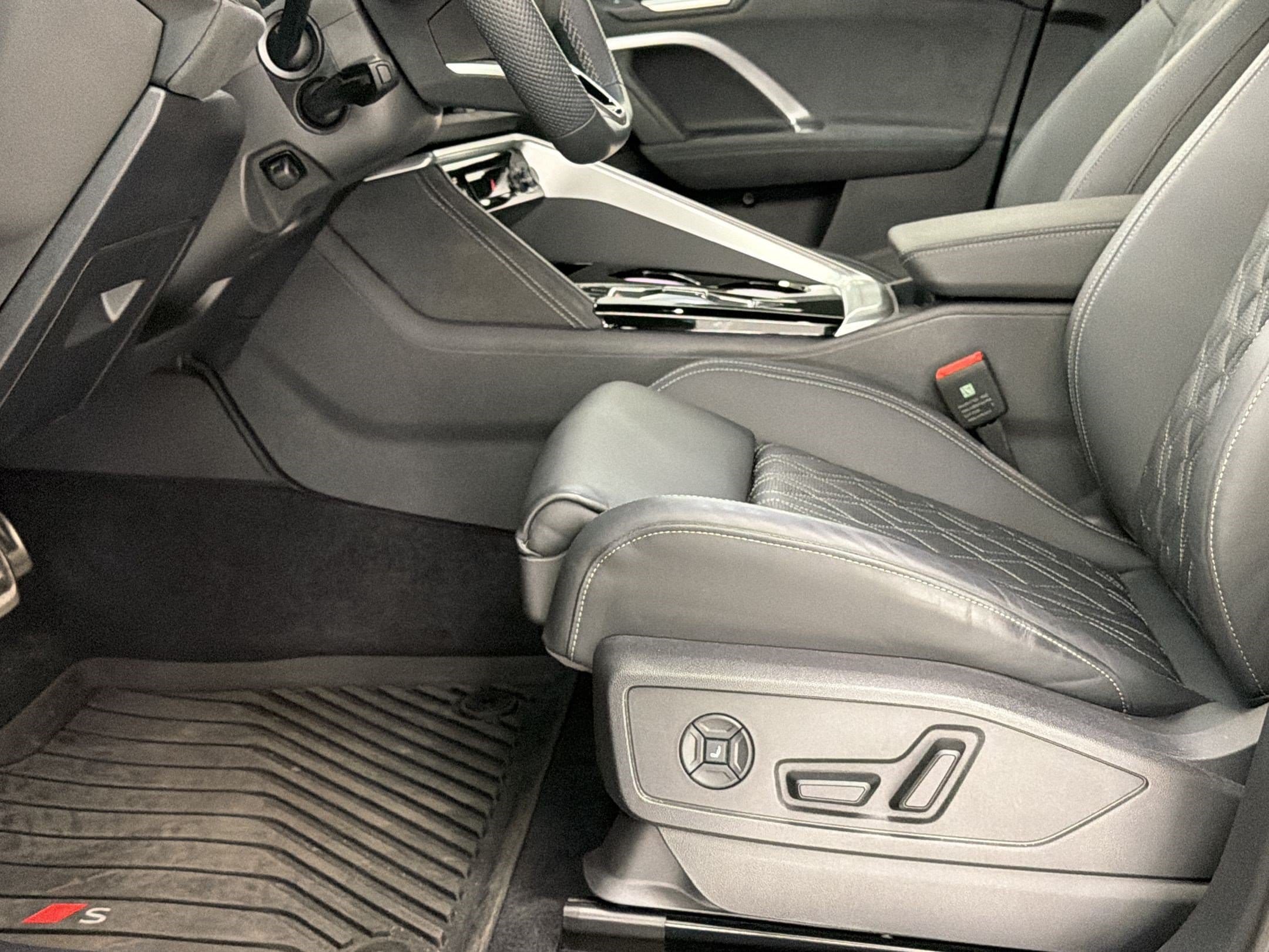 SQ5 Prestige SUV