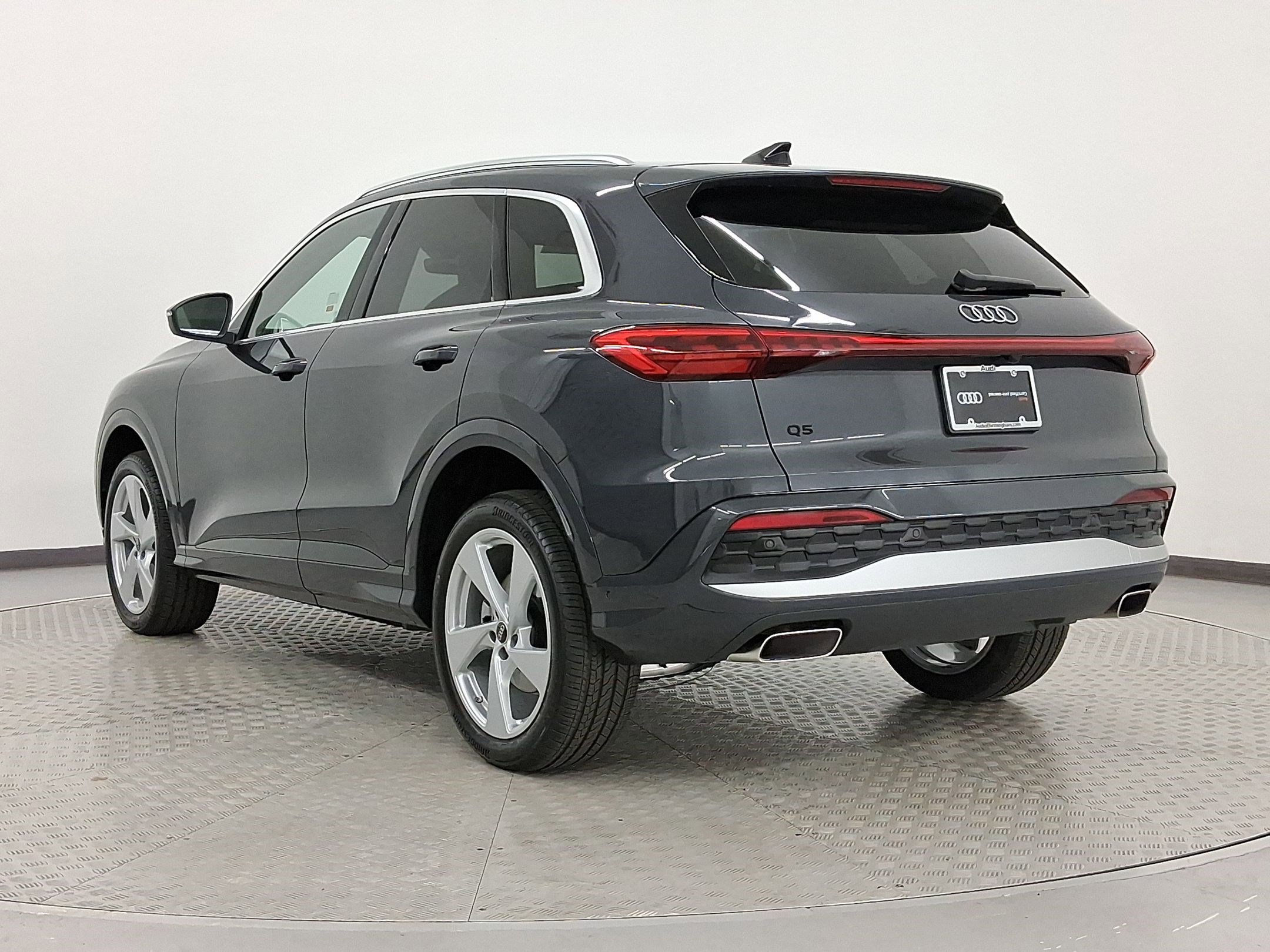 2025 Audi Q5 Premium Plus photo 3