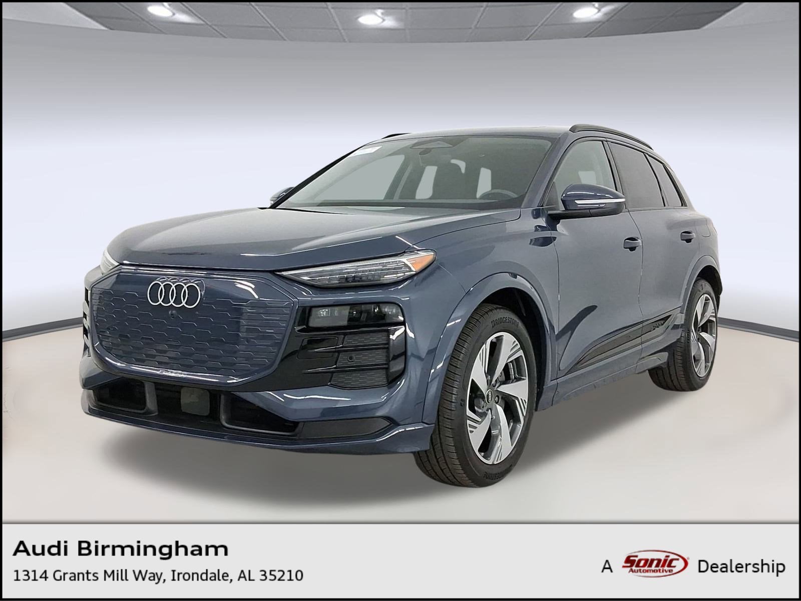 2025 Audi Q6 e-tron Prestige's photo