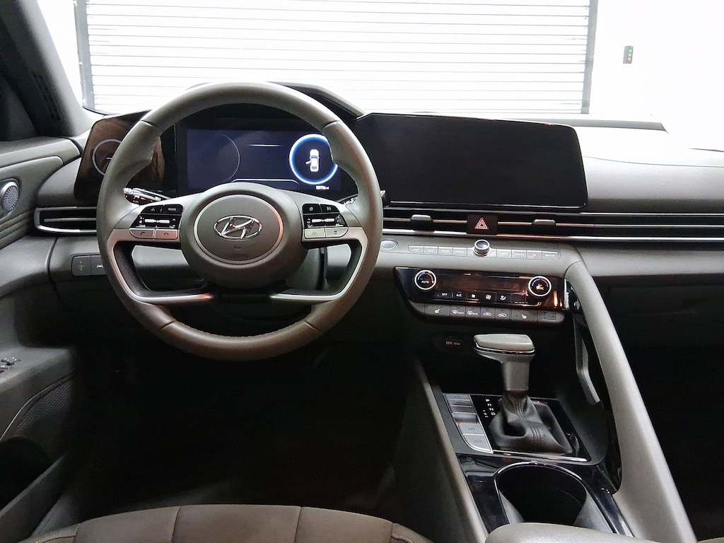 Used 2023 Hyundai Elantra SEL Sedan