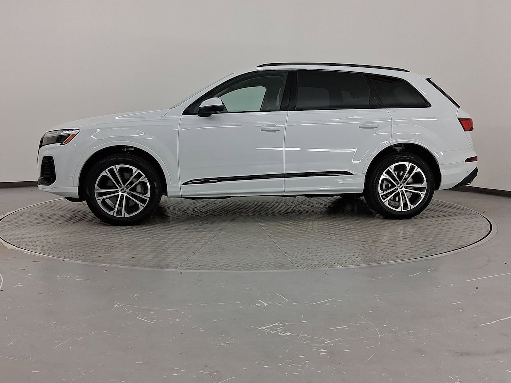 New 2026 Audi Q7 55 Premium SUV