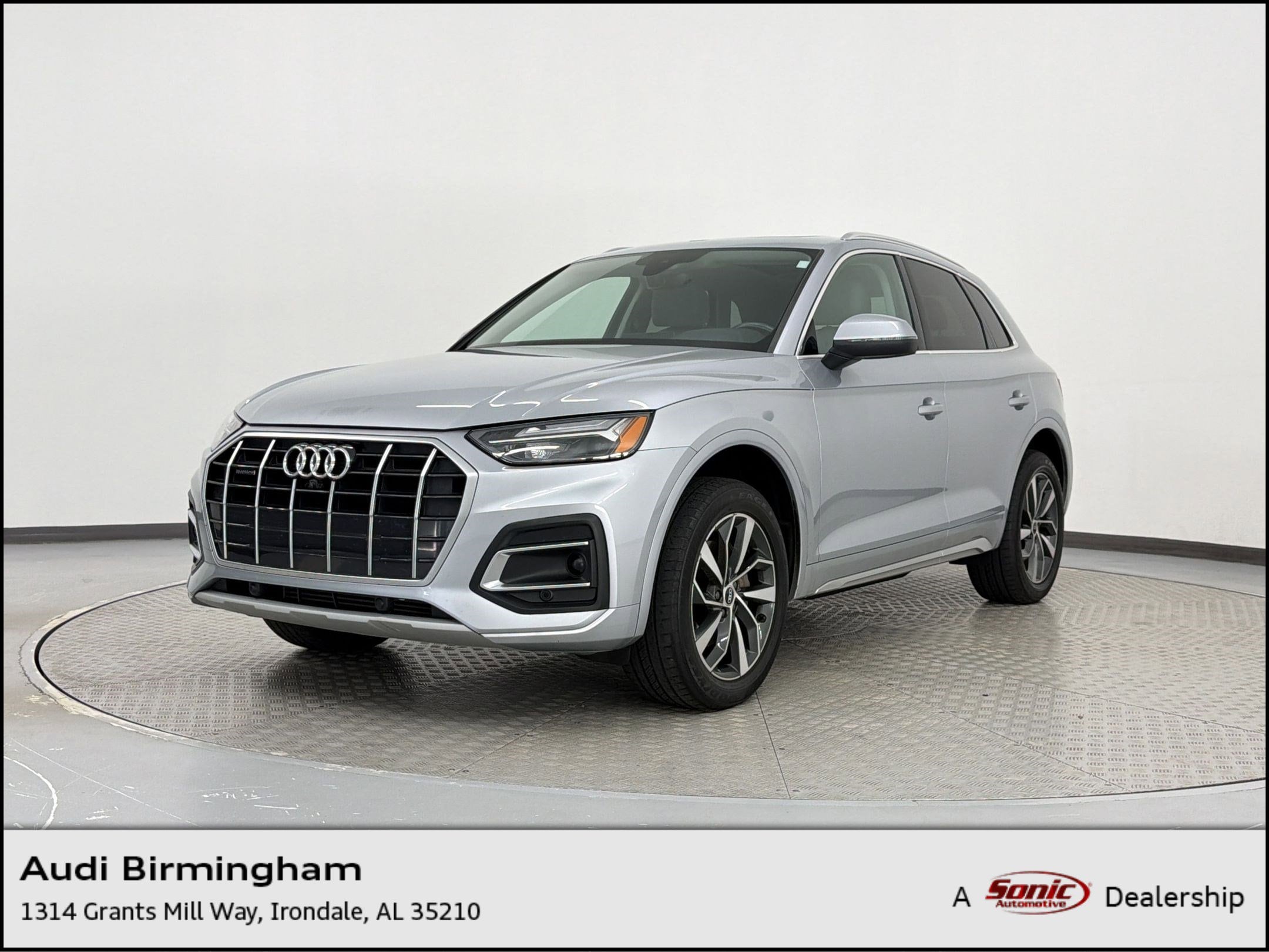 2021 Audi Q5 45 Premium Plus's photo
