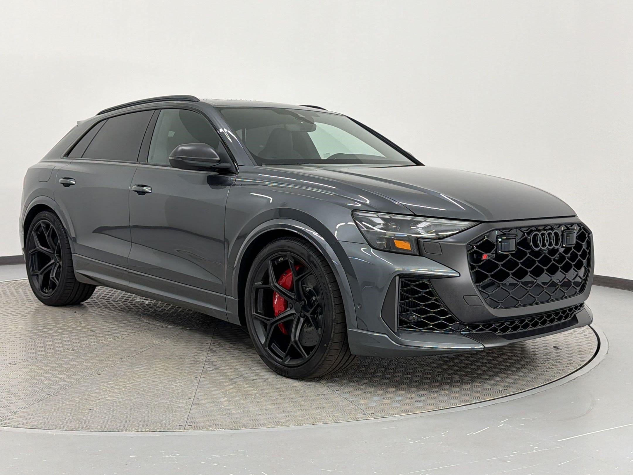 RS Q8 Performance SUV